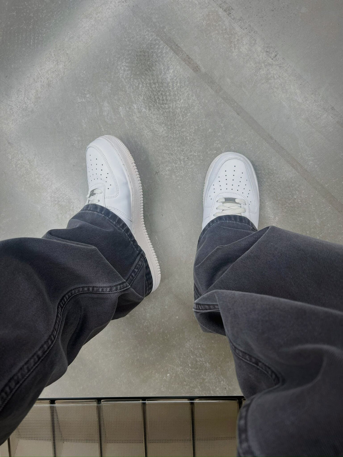 HIH ASH GREY DENIM PANTS / GREY - image 9