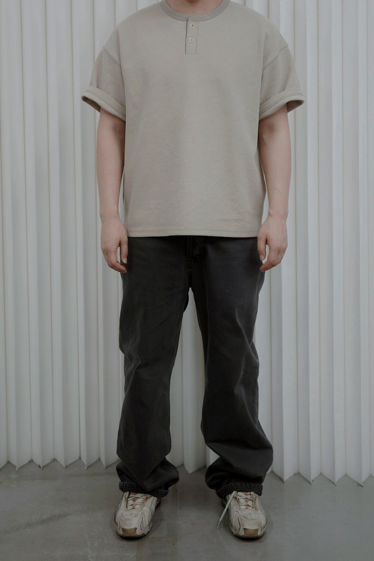 HIH CINDER BUTTON T-SHIRT / MULTI - image 10