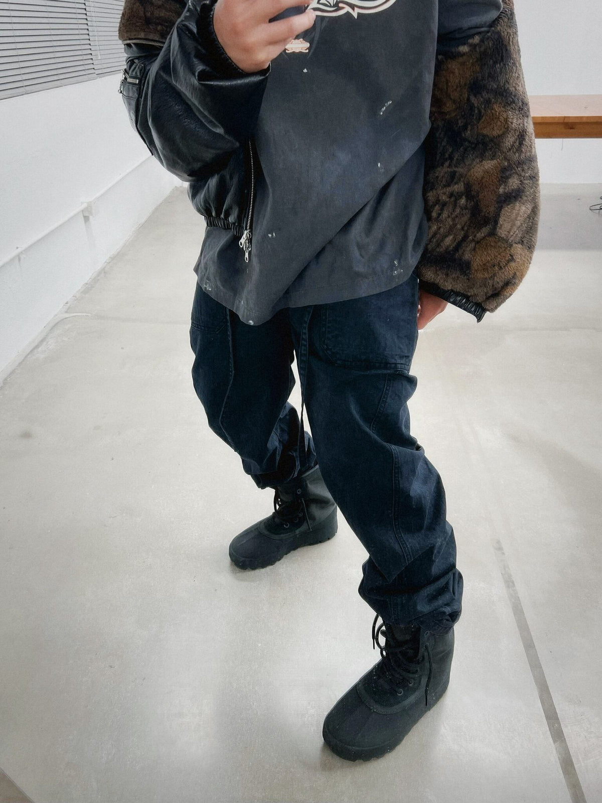 HIH ROTATED SEAM PANTS / BLACK - image 4