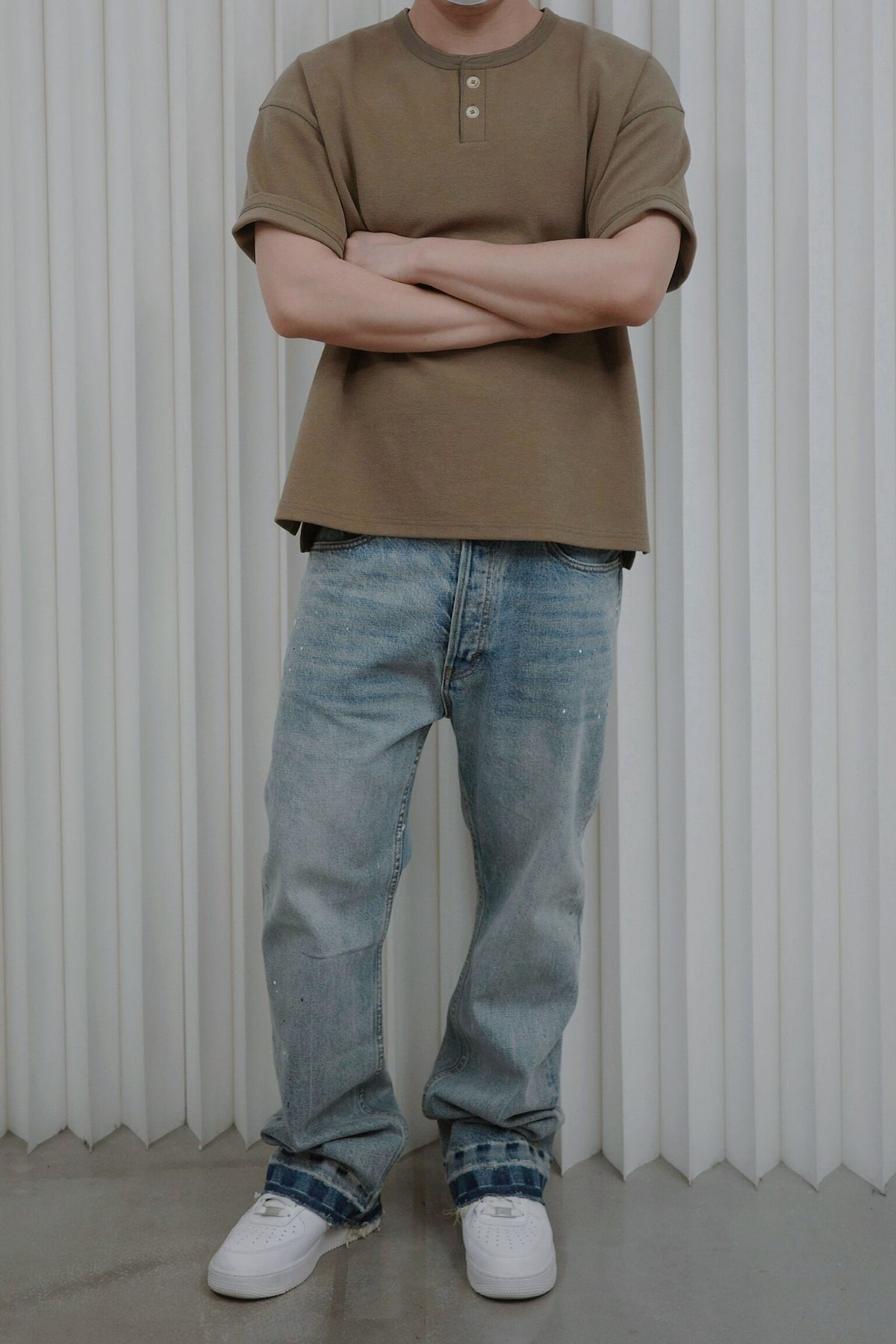 HIH CINDER BUTTON T-SHIRT / MULTI - image 11